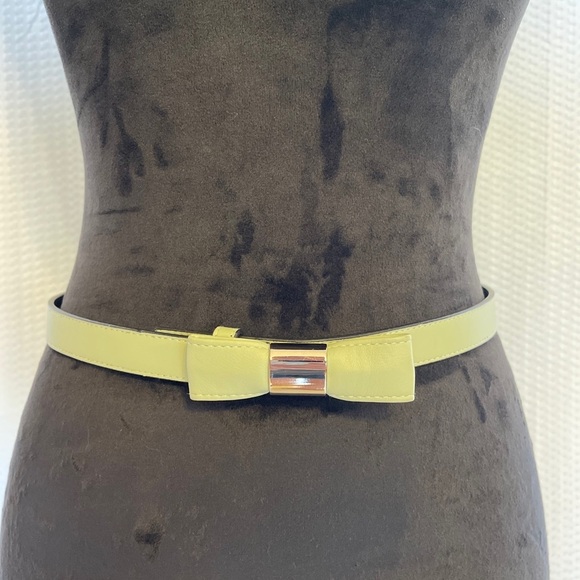 The Limited Mint Green 3/4” Belt Size Medium - Picture 1 of 6